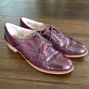 Blackened cherry leather like flats